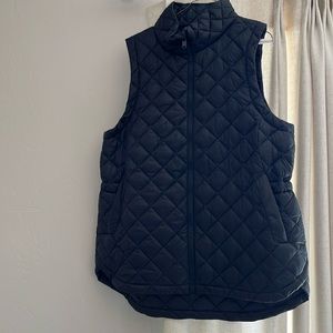 Athleta puffer vest